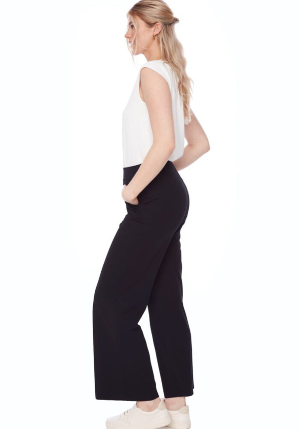UP Pants Light Ponte Crop Pant Black