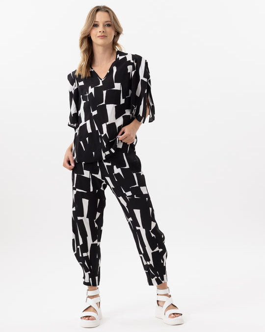 X.LAB Abstract Oasis Pants Black & White Print