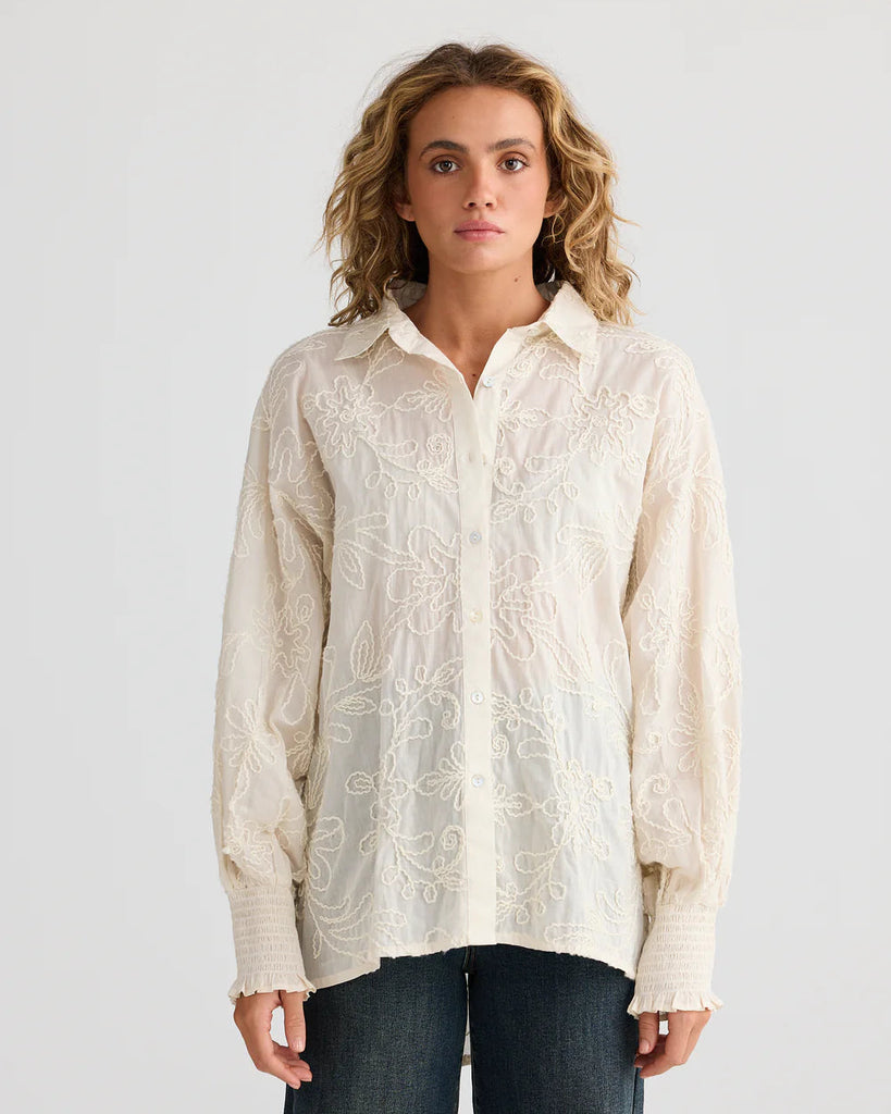 Talisman TA25312-1 Chantilly Shirt Natural Embroidery
