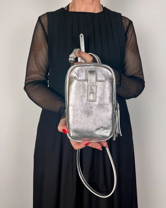 Minx Dial Up Jet Setter Silver Milled Leather Silver Hardware