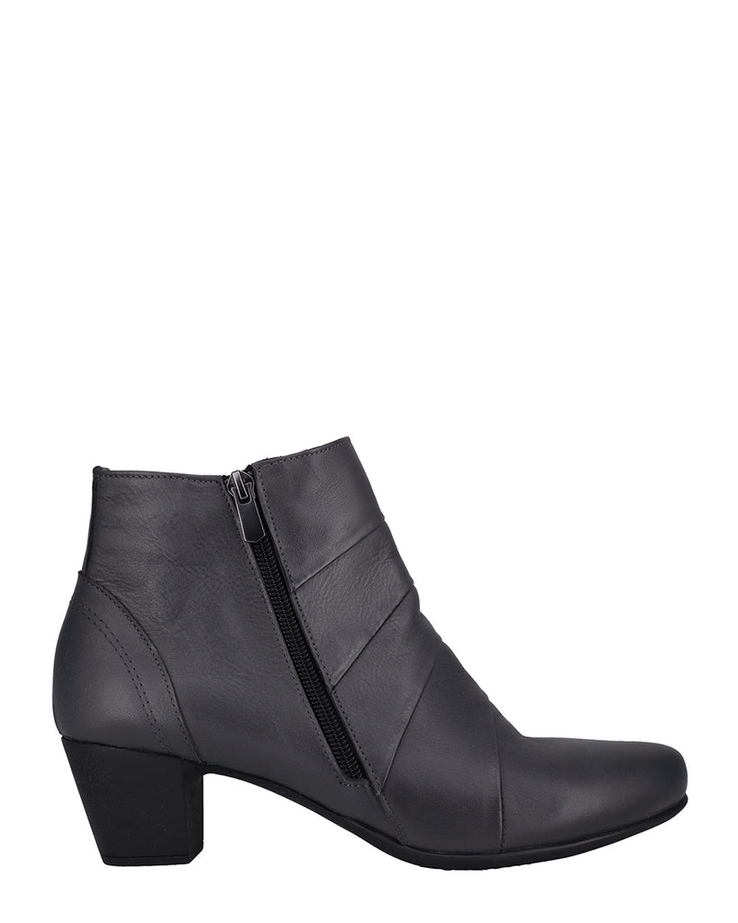 Cabello Elva Grey Leather Ankle Boot