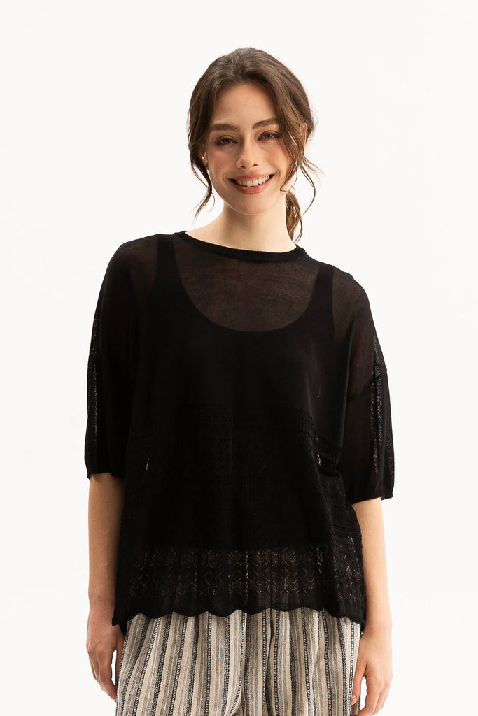 Blacklist Giselle Top Black