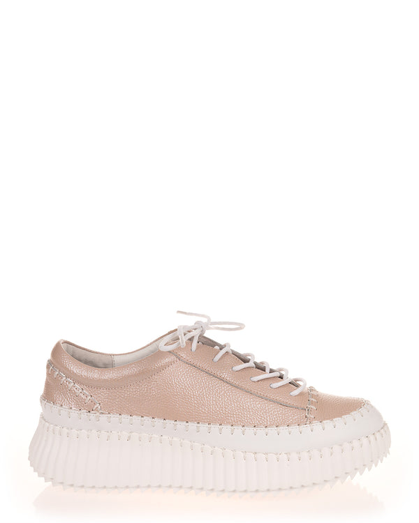 Minx Rizzo Pink Peal White Trim Leather Casual