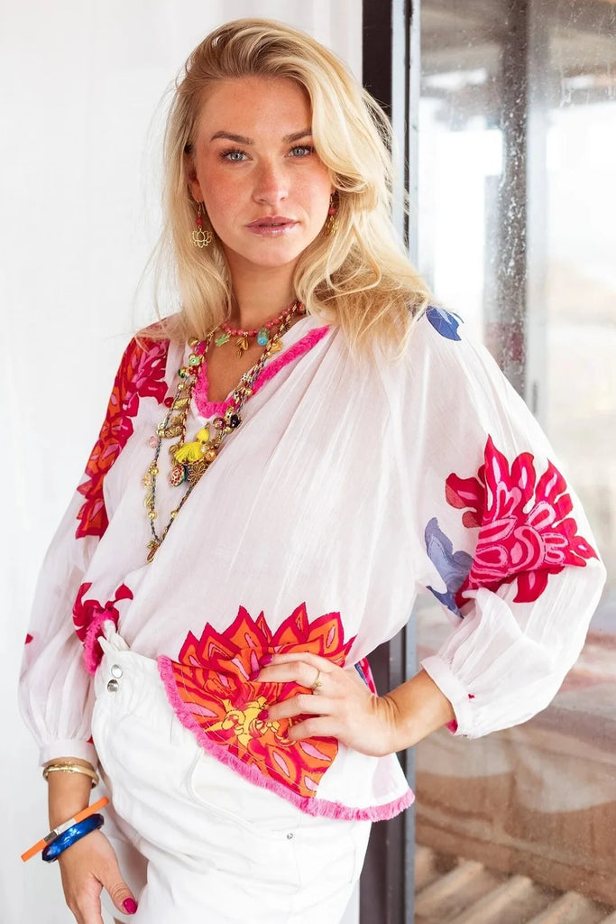 Place du Soleil White Big Flower Cotton Blouse