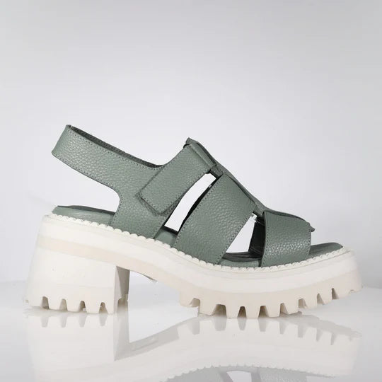 Minx Sire Sage Milled Leather Chunky Summer Shoe