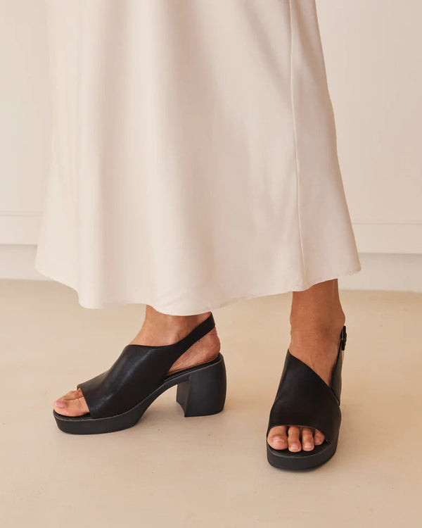 EOS Spicer Onyx Leather Heel