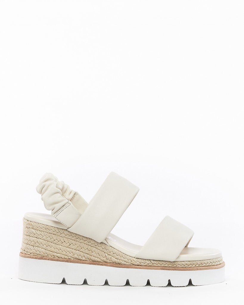 Elyson Tahiti Bone Leather Sandal