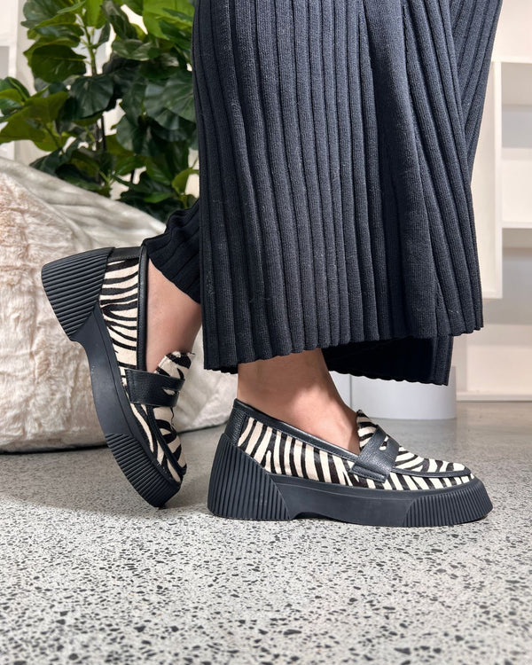 Minx Nella Zeb Stripe Loafer
