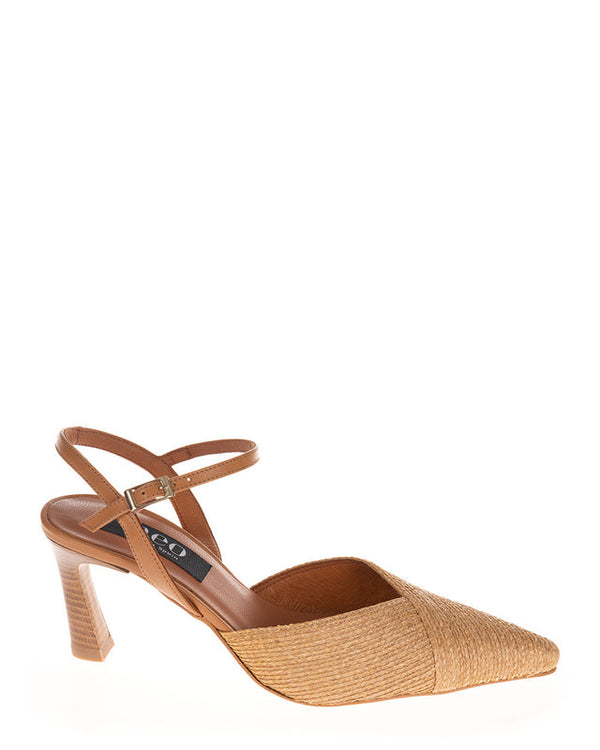 Neo AG24025 Natural Leather Court Shoe