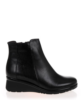 Pitillos 1626 Black Leather Wedge Ankle Boot